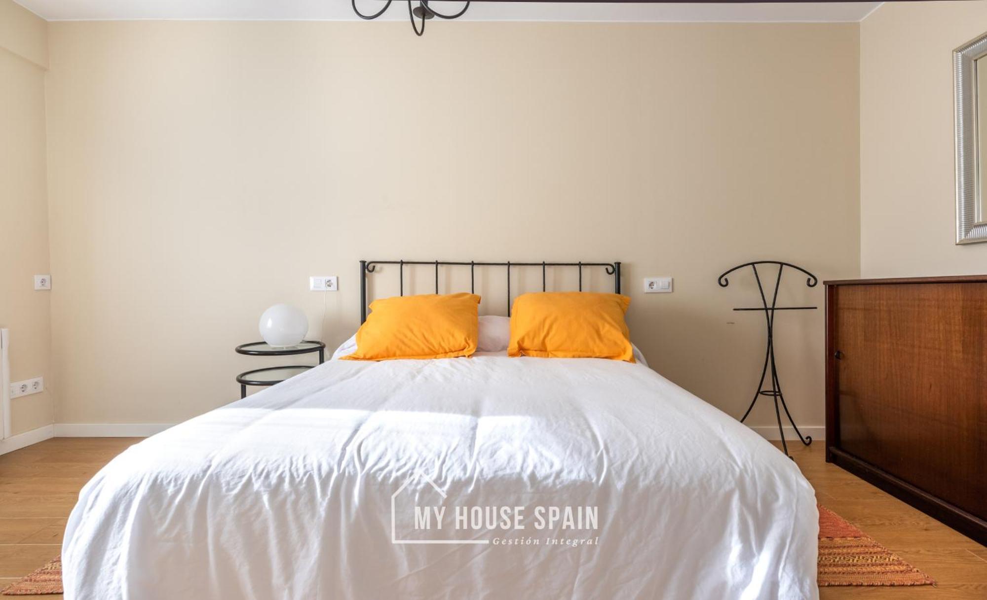 Myhousespain - Radiante Piso Junto A La Playa Gijon Exterior photo