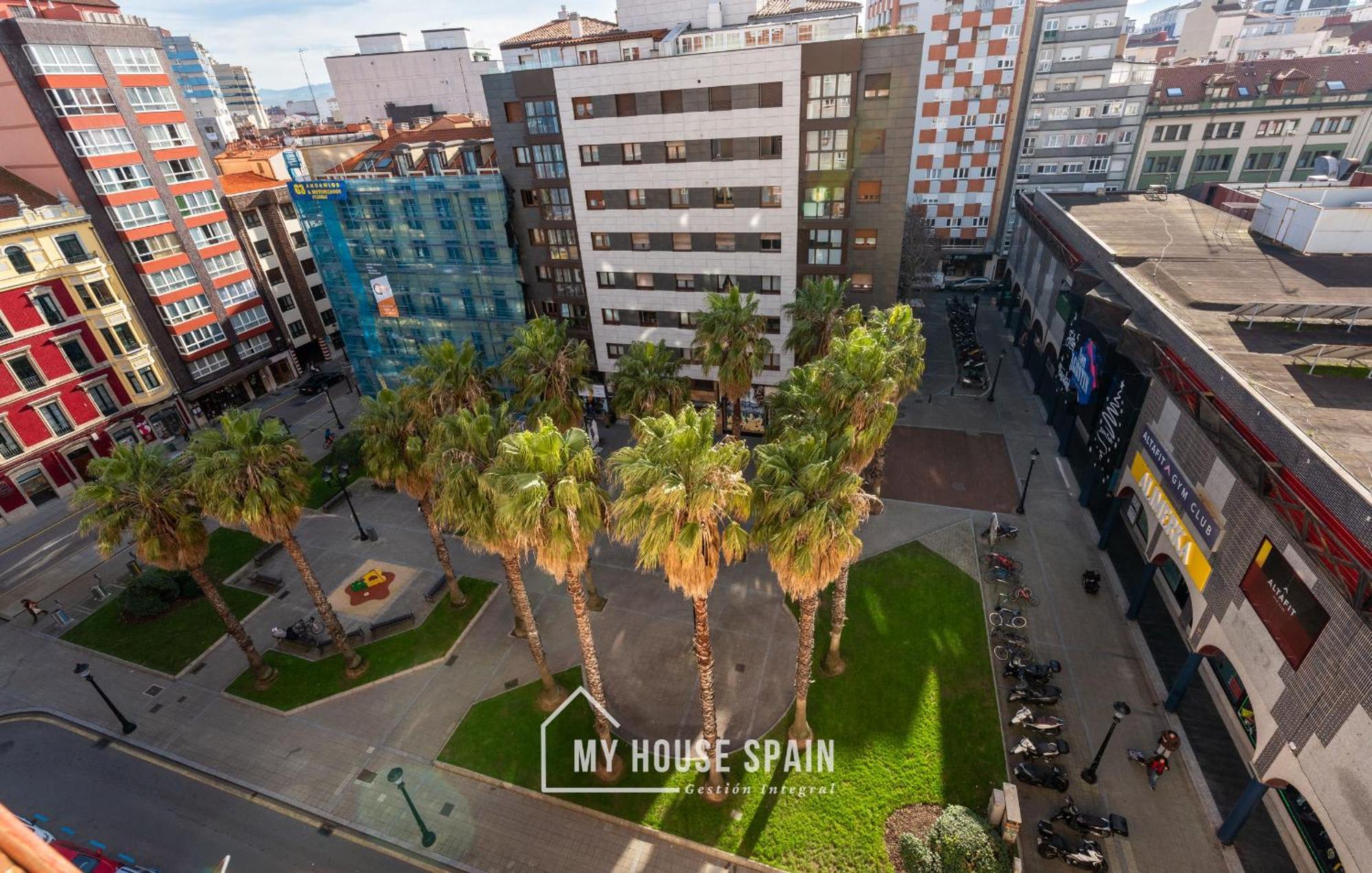 Myhousespain - Radiante Piso Junto A La Playa Gijon Exterior photo