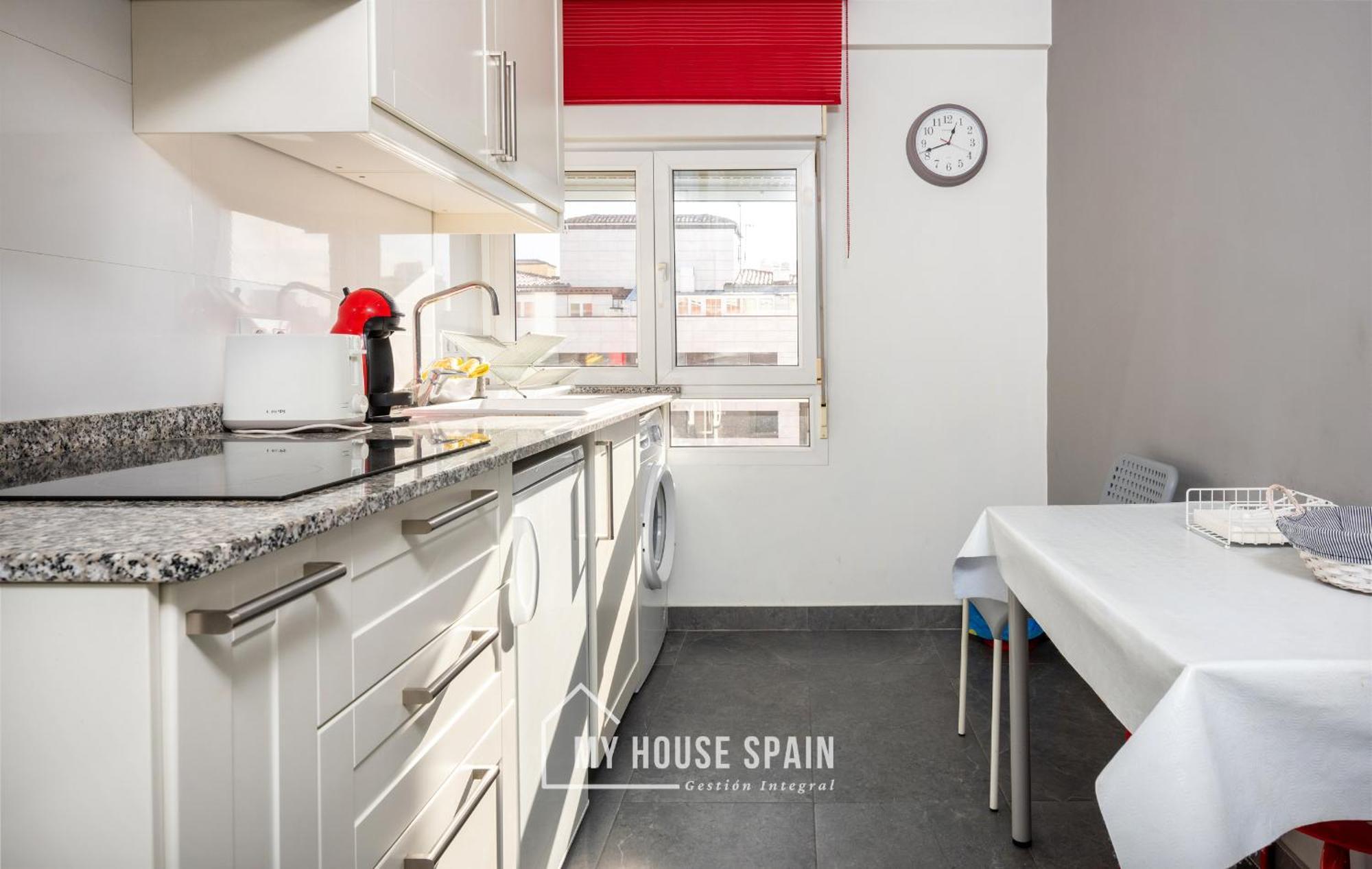Myhousespain - Radiante Piso Junto A La Playa Gijon Exterior photo